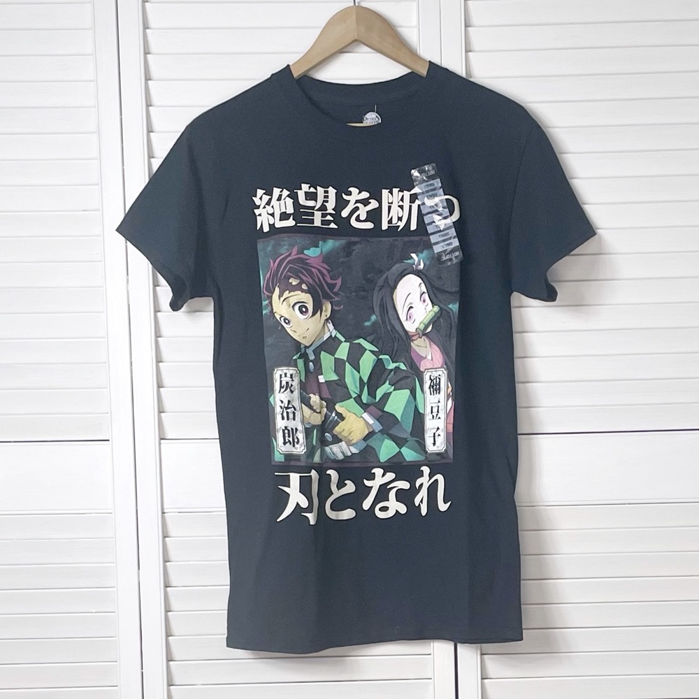 Hot Topic demon slayer t-shirt